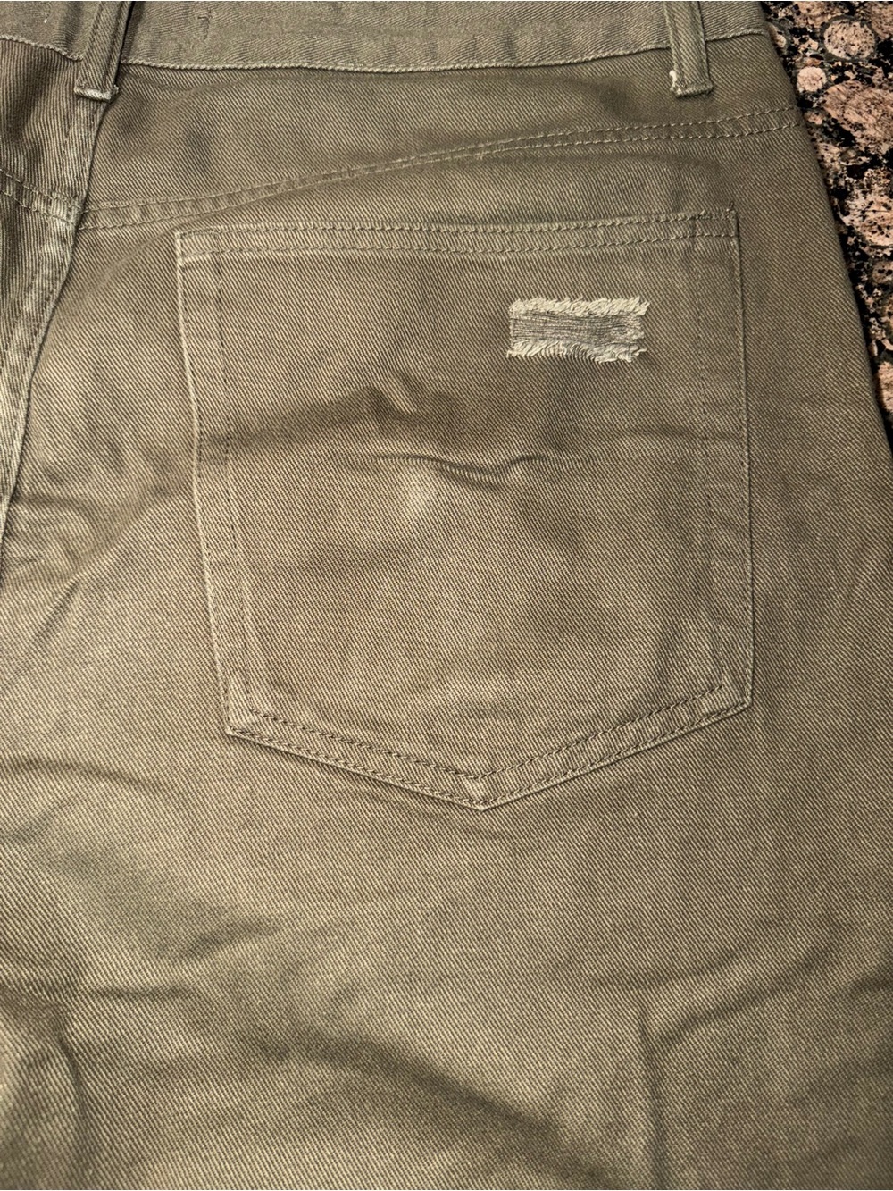 Olive Green Distressed Cutoff Shorts Men’s 38 100% Cotton Raw Hem - Picture 9 of 10